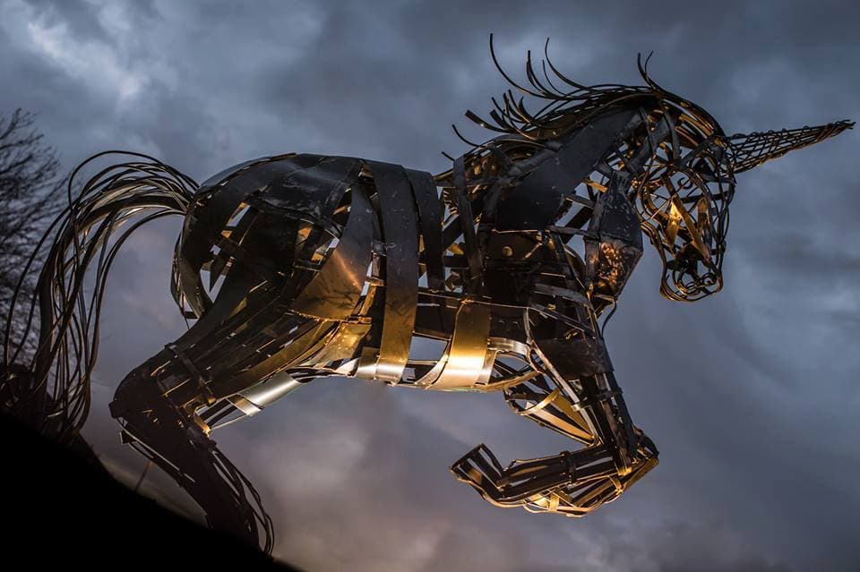 Wetherspoons Old Unicorn sculpture